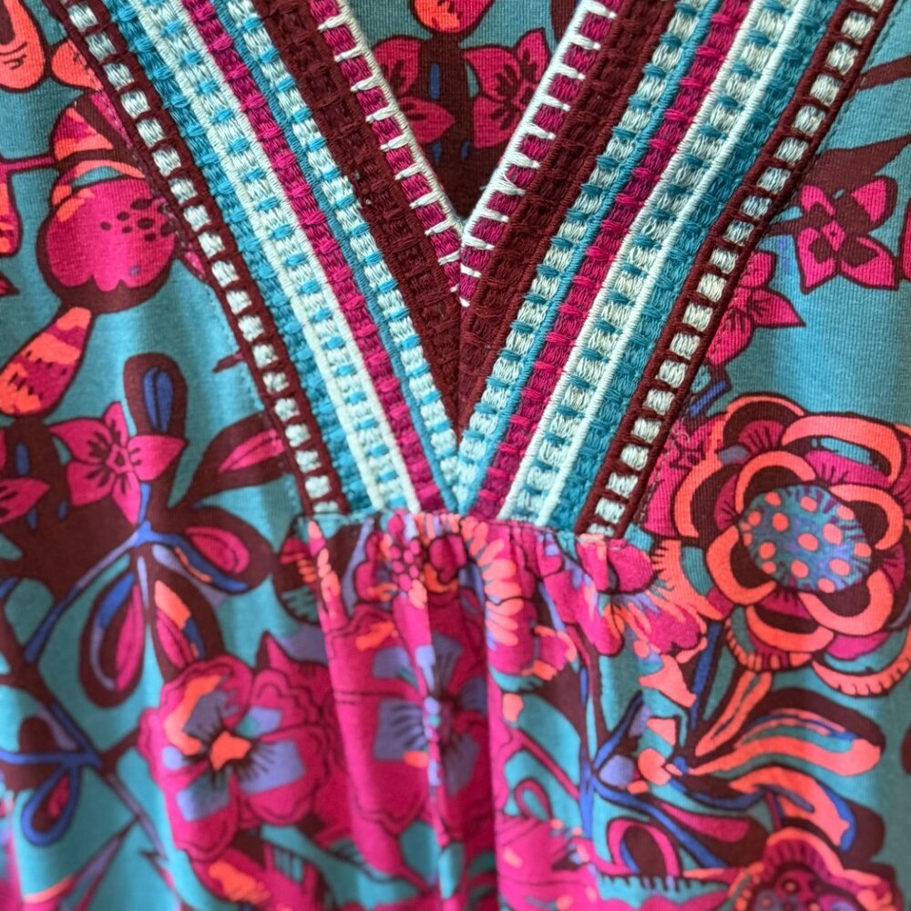 Soft Surroundings Patterned V Neck Sleeveless Tank - image 2